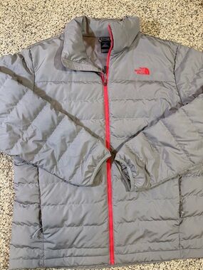 The North Face 550 Gray Jacket with Red Accents